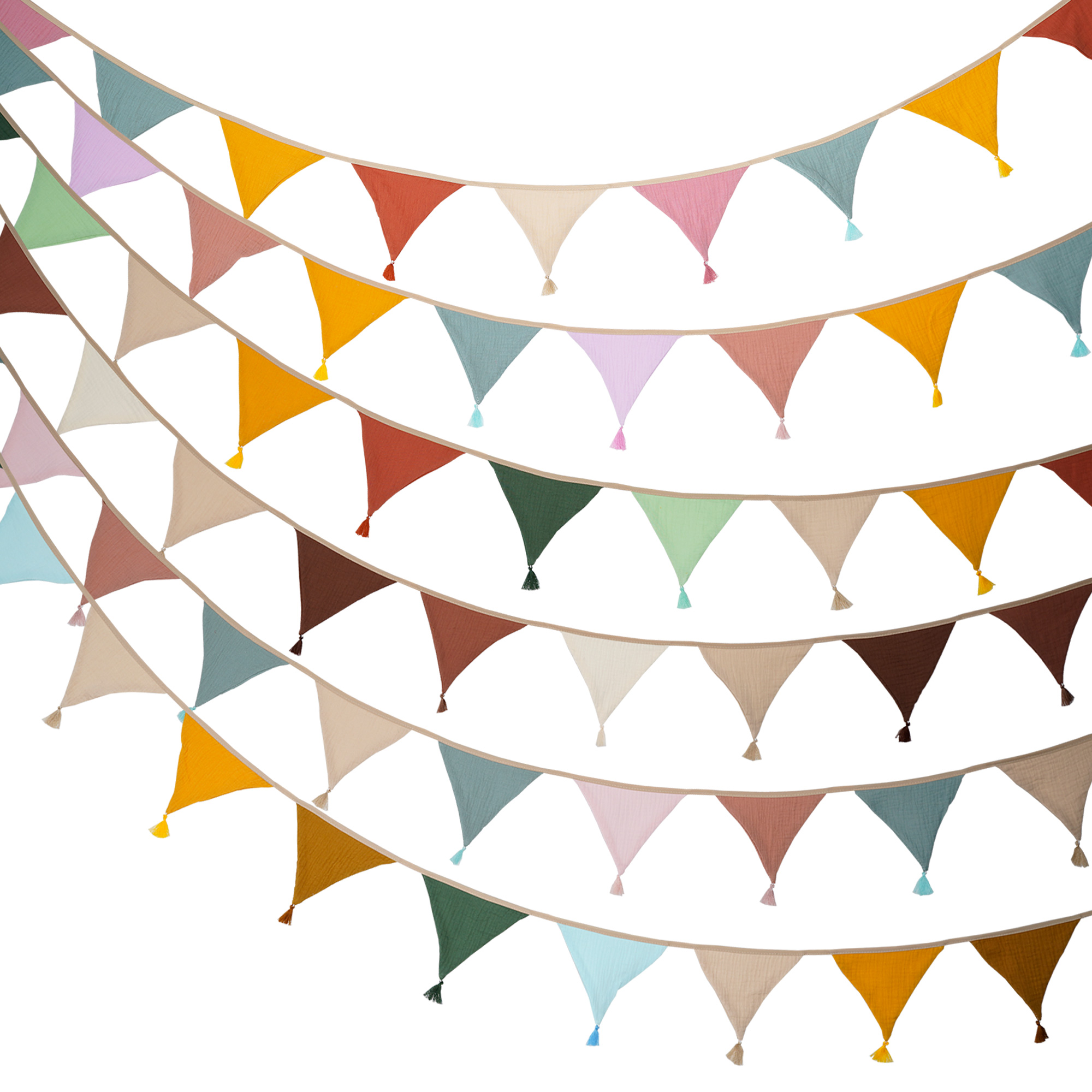 Baby Nursery Ideas - Banderines triangulares con borlas para decoración