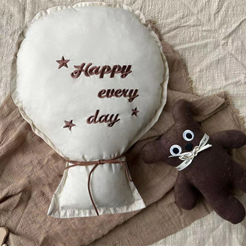 Globos bordados de algodón par - Baby Nursery Music reseña y precio